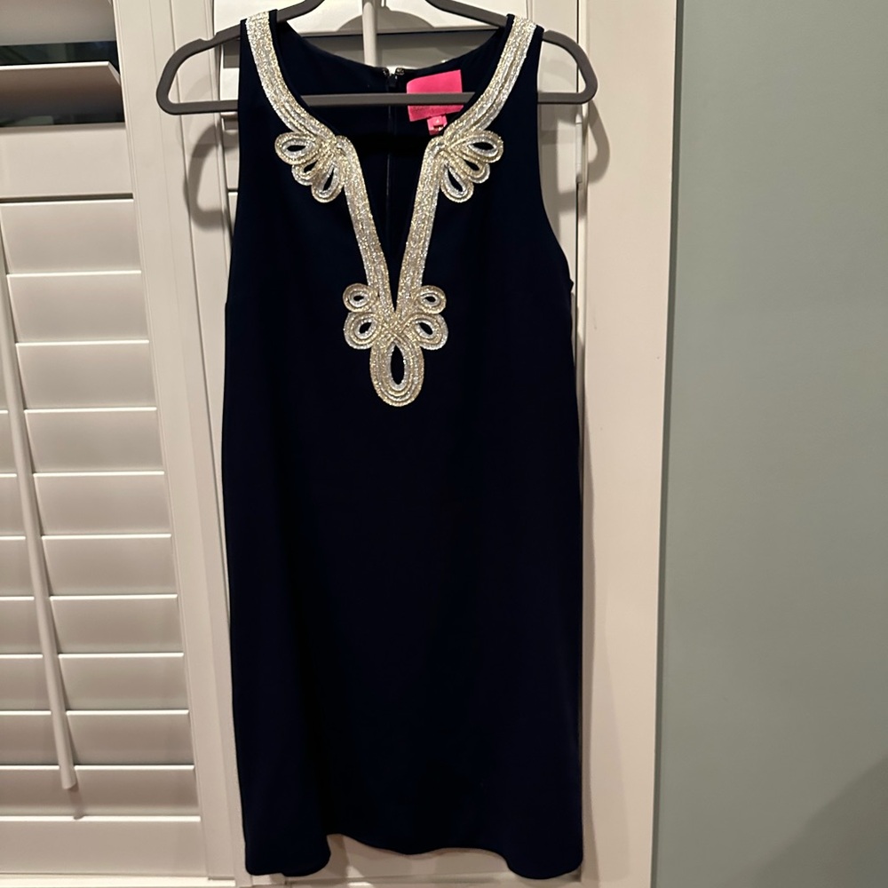Lilly Pulitzer size 8 Navy/gold shift dresss